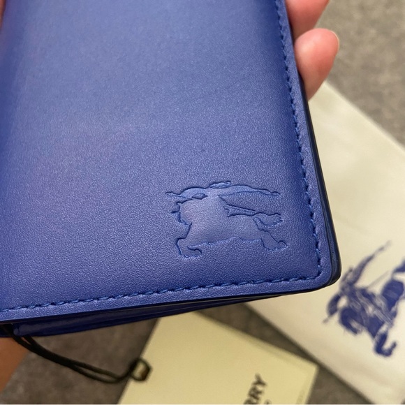NWT $685 BURBERRY Cobalt Blue Long Folding Leather Wallet - Picture 4 of 12